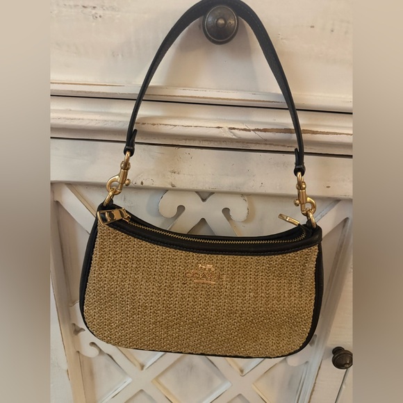 COACH Teri Leather 2-Way Straw Shoulder Bag Crossbody Purse - Picture 9 of 9